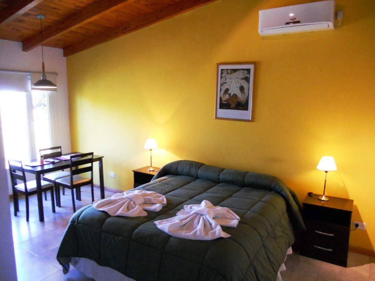 La Loma - Cabanas & Suites Villa Carlos Paz Eksteriør billede